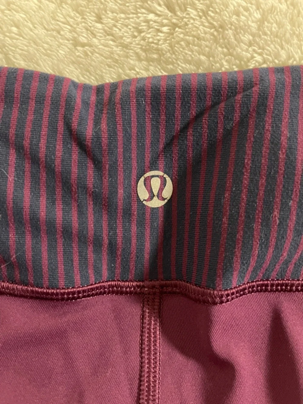 Lululemon Athletica Run: Inspire Crop II